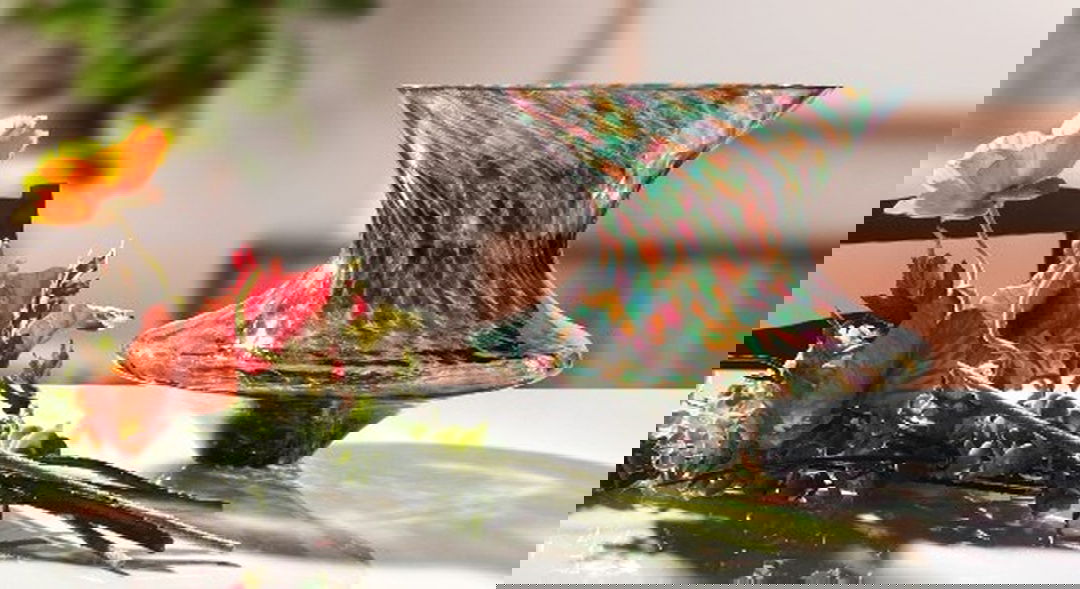 first_section_img