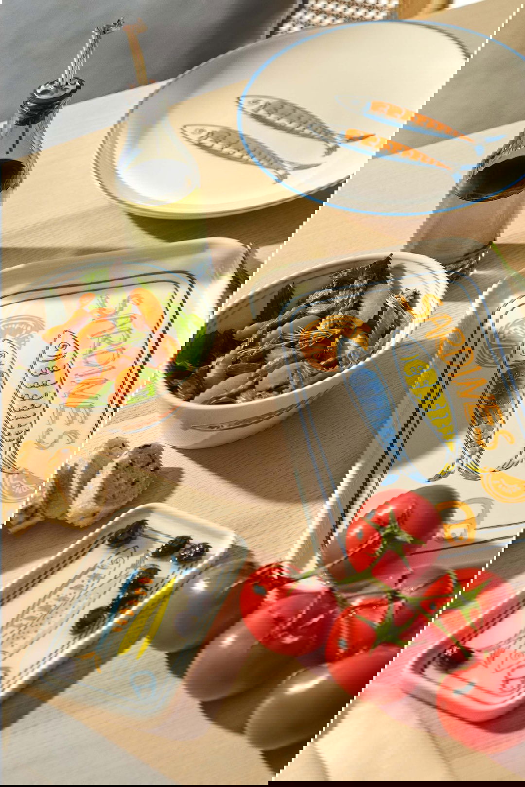 SARDINES SERAMIK SALATA KASESİ